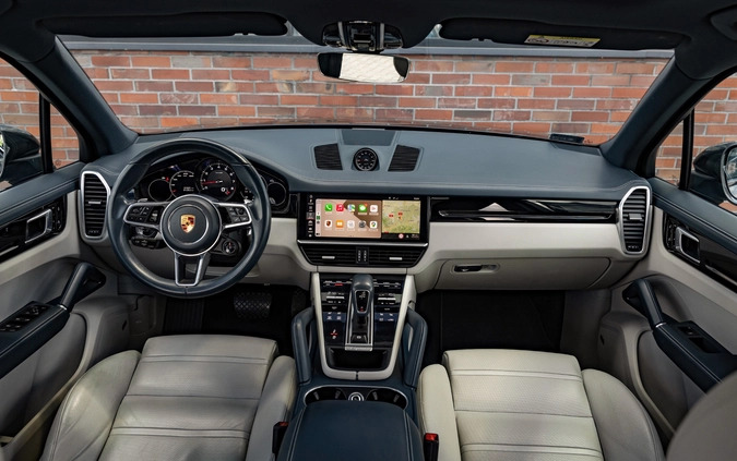 Porsche Cayenne cena 299900 przebieg: 91681, rok produkcji 2019 z Golczewo małe 781